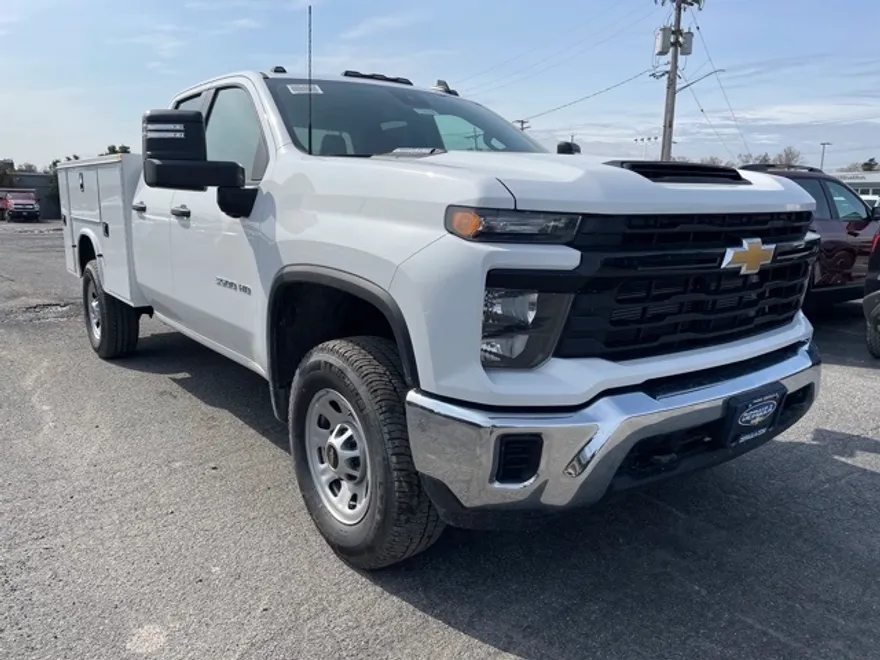 2025 Chevrolet Silverado 3500HD Work Truck photo 1