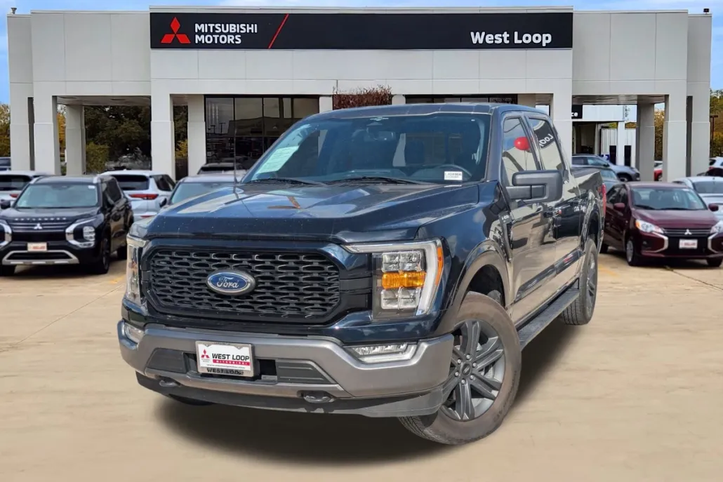 2023 Ford F-150 XLT photo 1