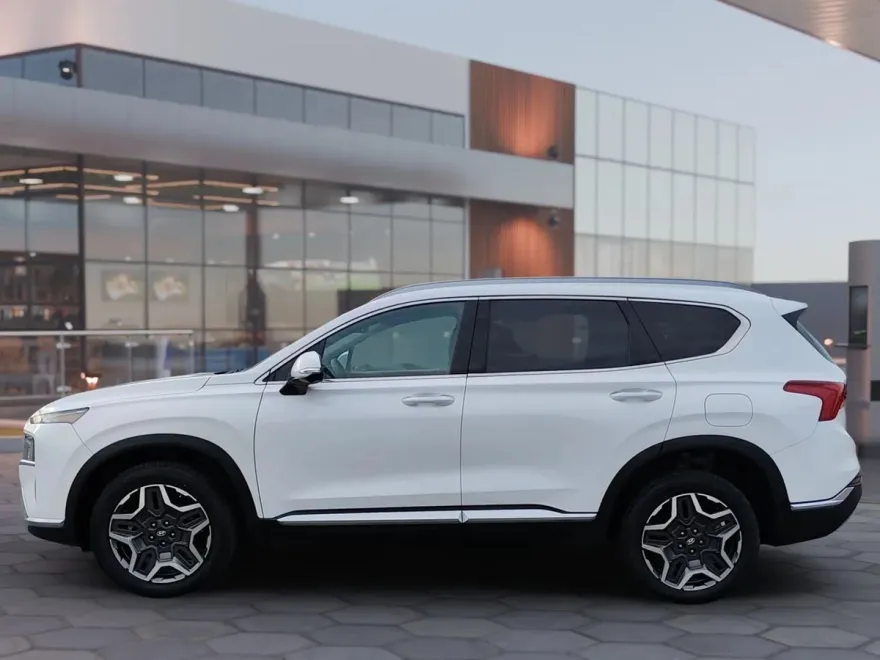 2023 Hyundai Santa Fe SEL Premium photo 1