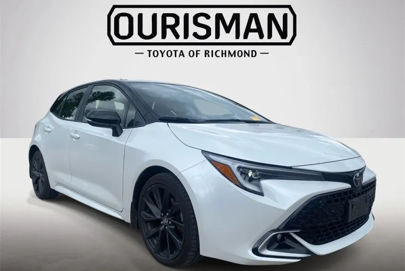 2023 Toyota Corolla XSE photo 1