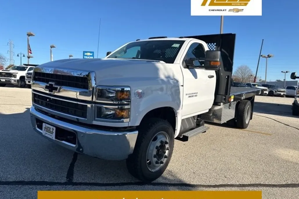 2024 Chevrolet Silverado 4500HD Work Truck photo 1