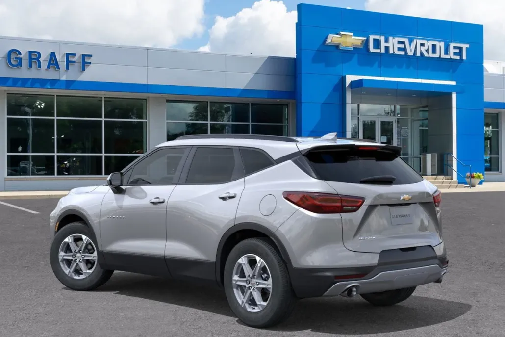 2025 Chevrolet Blazer 2LT photo 1