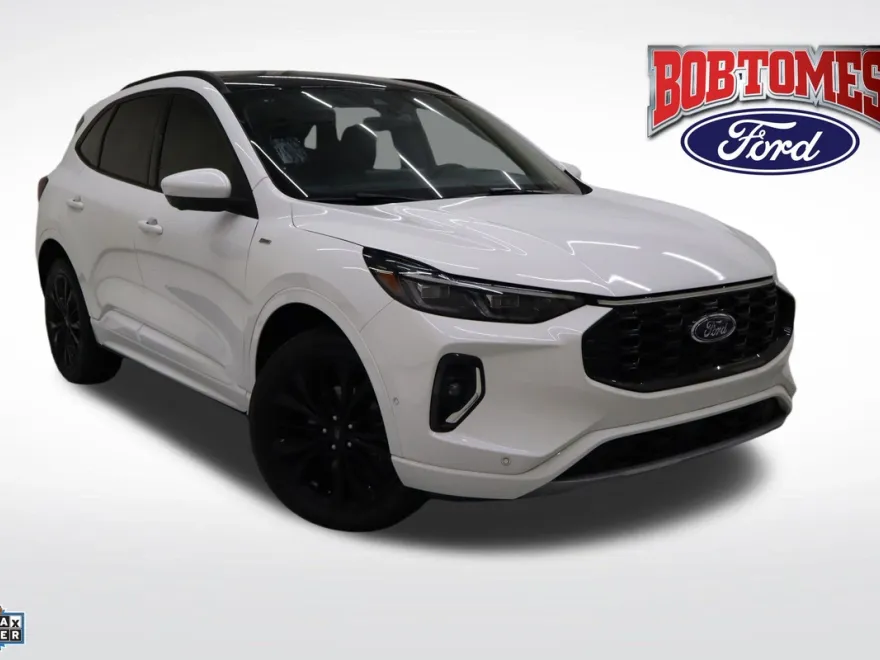 2023 Ford Escape ST-Line Elite photo 1