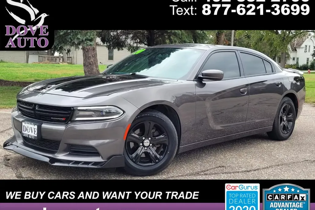 2020 Dodge Charger SXT photo 1