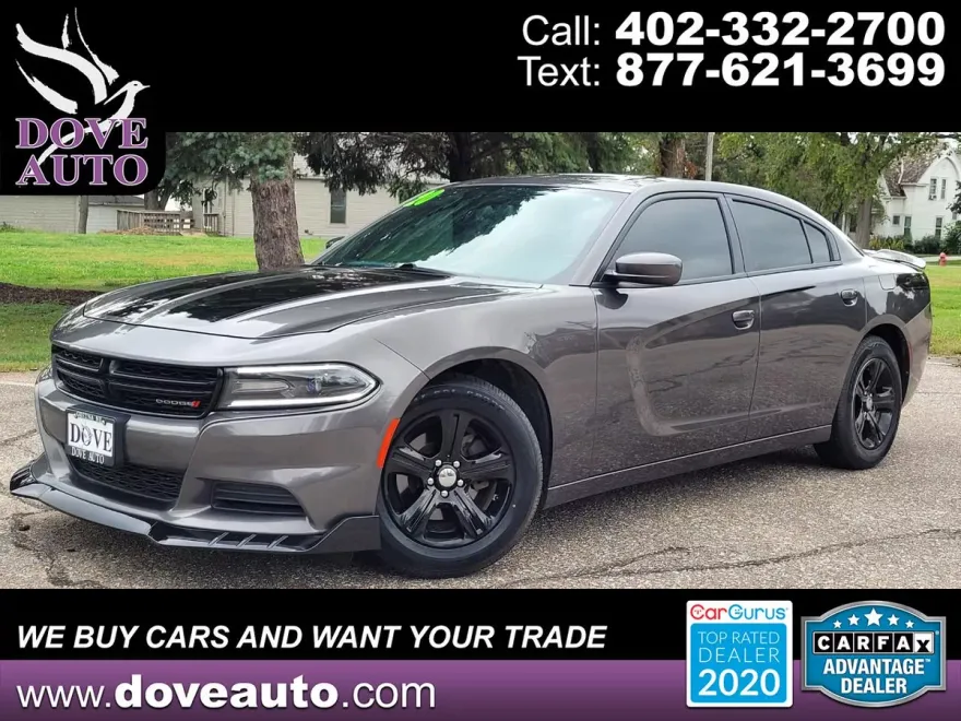 2020 Dodge Charger SXT photo 1