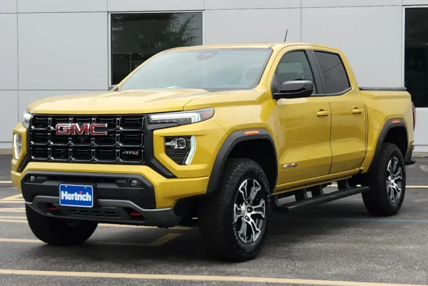 2023 Gmc Canyon AT4 photo 1