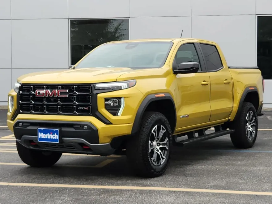 2023 Gmc Canyon AT4 photo 1
