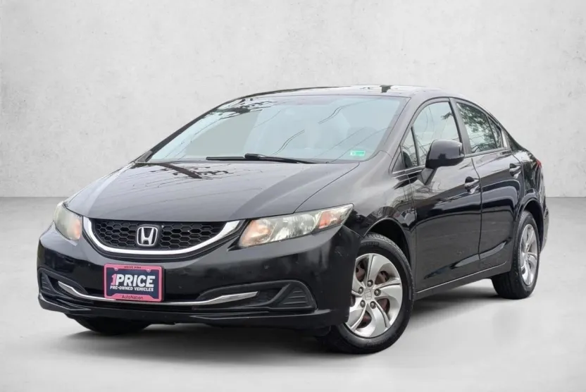 2013 Honda Civic LX photo 1