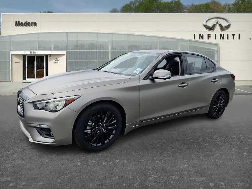 2024 Infiniti Q50 LUXE photo 1
