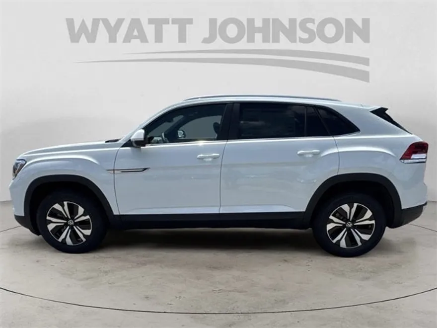 2025 Volkswagen Atlas Cross Sport SE photo 1