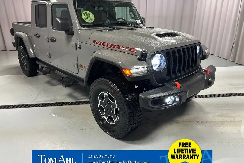 2023 Jeep Gladiator Mojave photo 1
