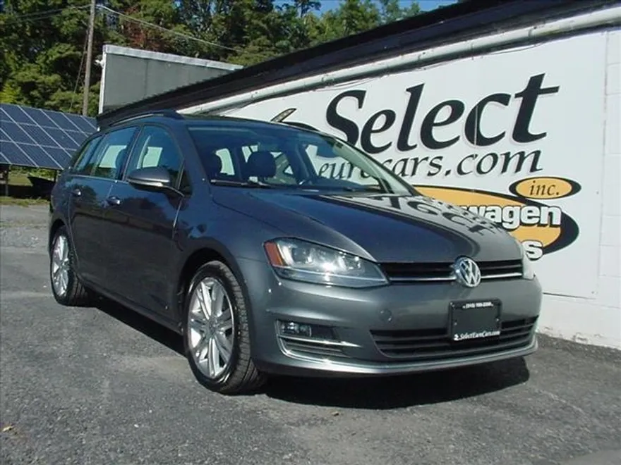 2015 Volkswagen Golf SportWagen TDI photo 1