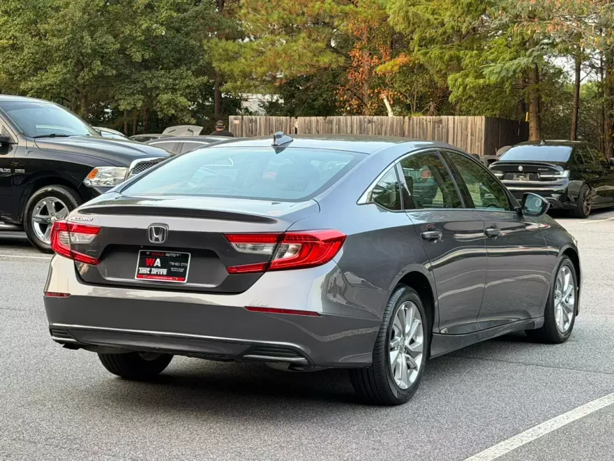 2020 Honda Accord LX photo 1