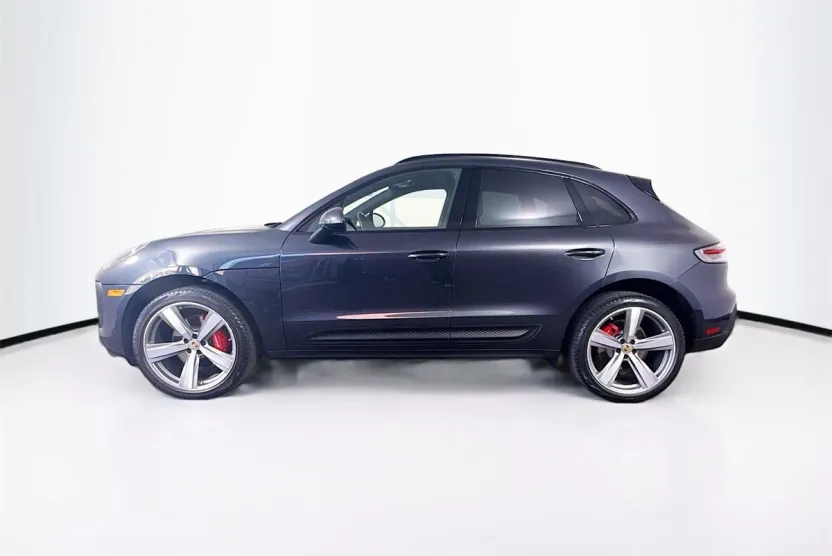 2022 Porsche Macan S photo 1