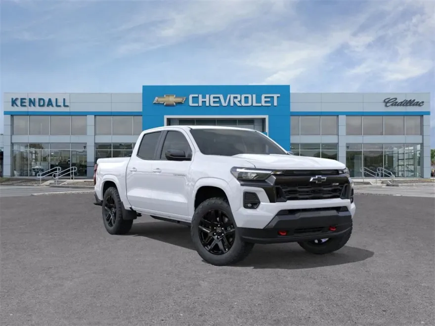 2025 Chevrolet Colorado Z71 photo 1