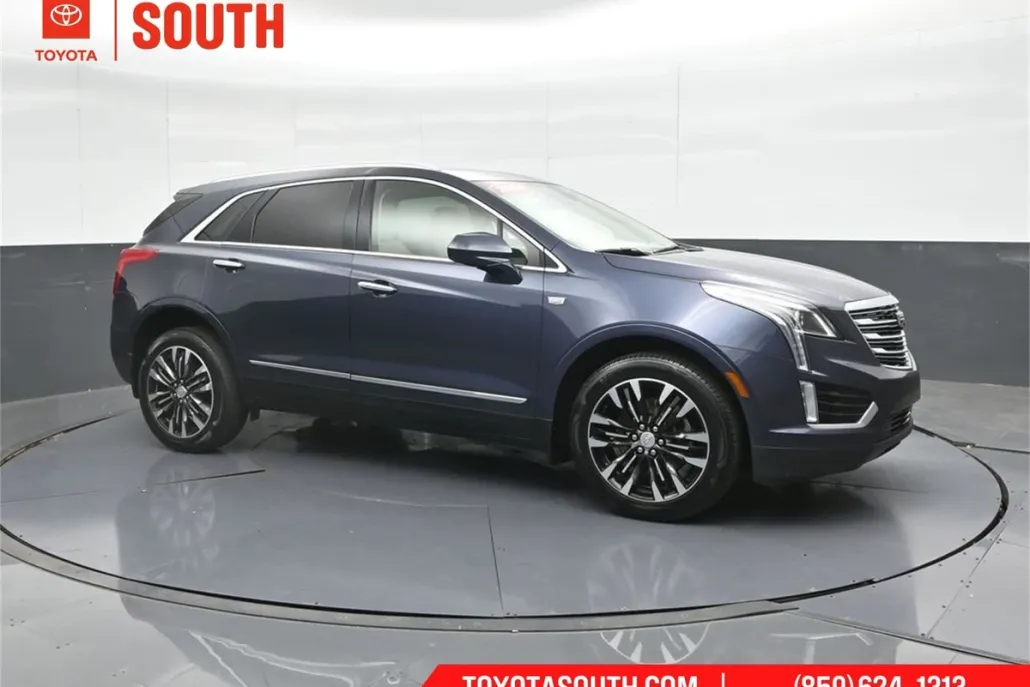 2019 Cadillac XT5 Luxury photo 1