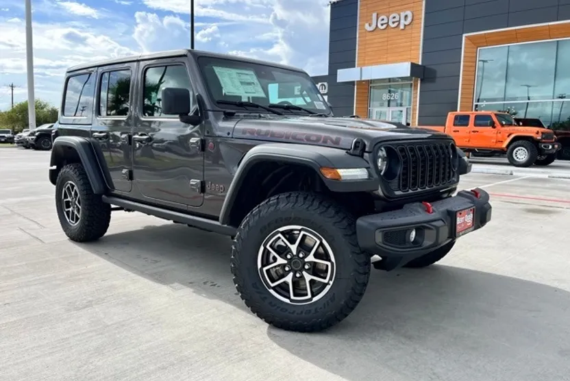 2025 Jeep Wrangler Rubicon photo 1