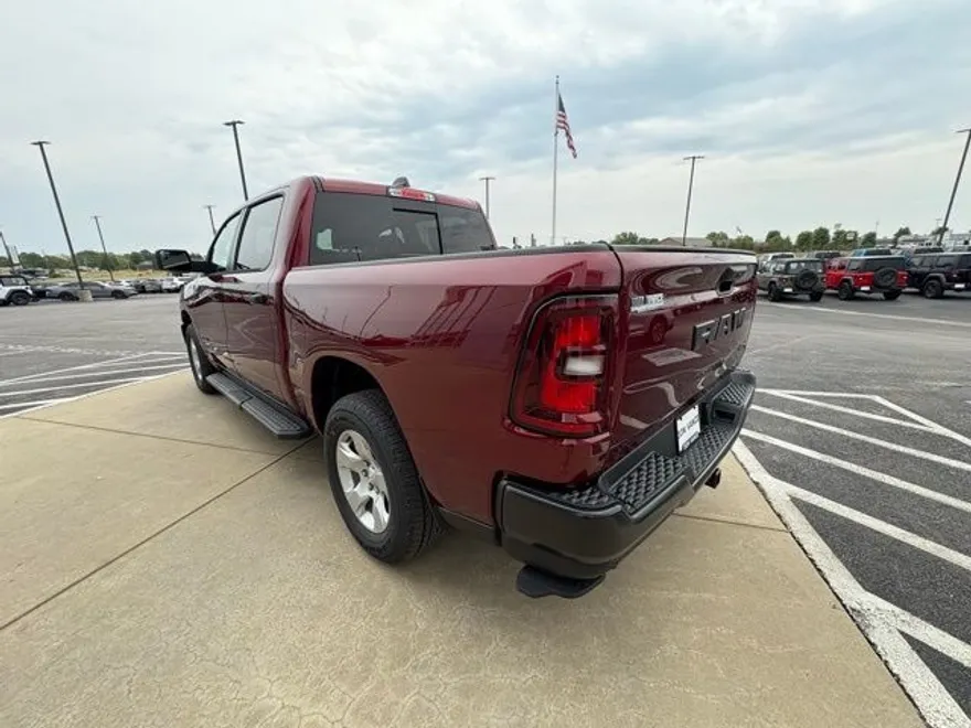 2025 Ram 1500 Tradesman photo 1