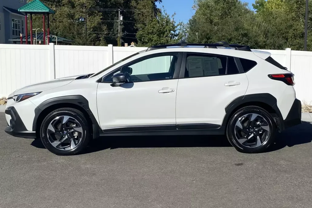 2024 Subaru Crosstrek Limited photo 1