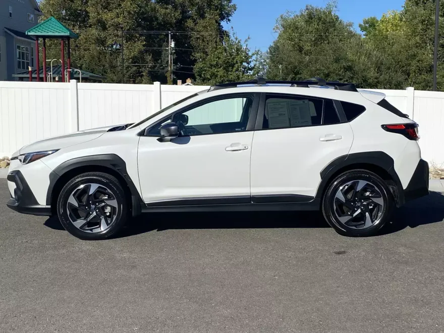 2024 Subaru Crosstrek Limited photo 1