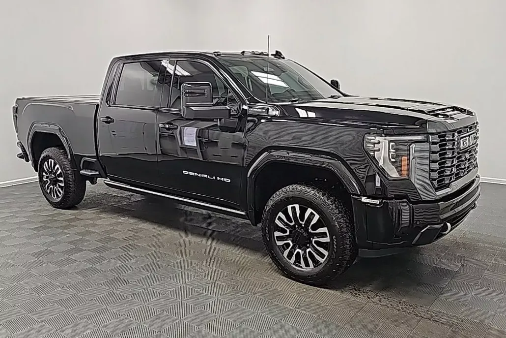 2024 Gmc Sierra 2500 HD Denali Ultimate photo 1