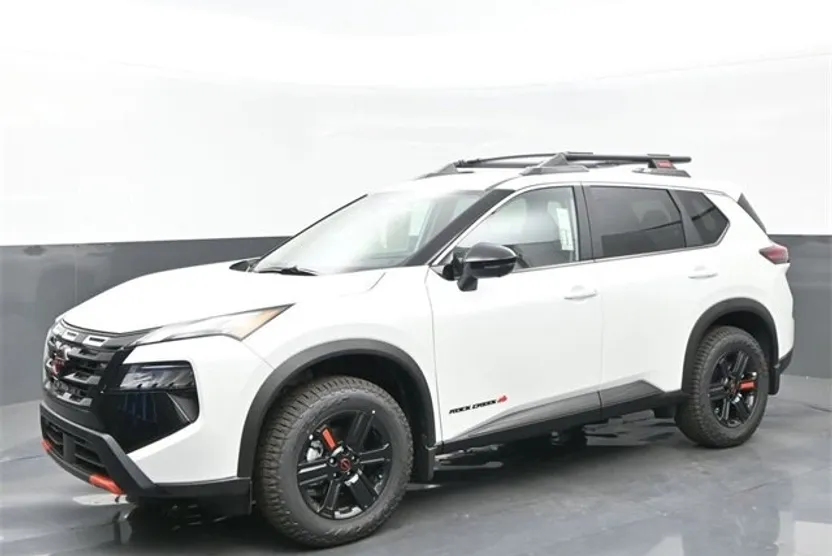 2026 Nissan Rogue SV photo 1