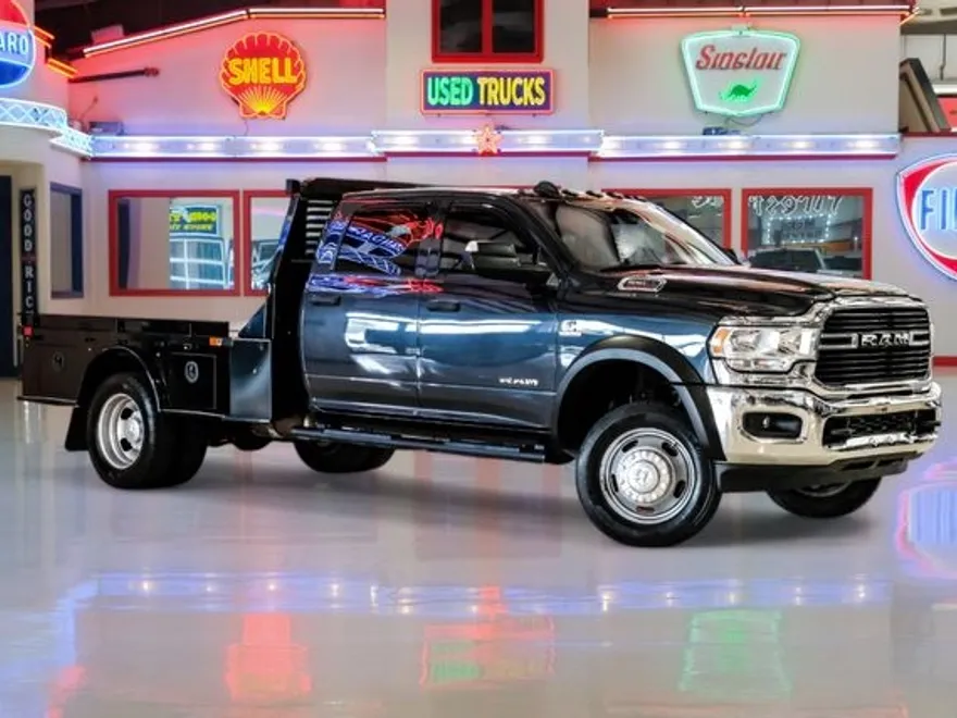 2021 Ram 5500 Tradesman photo 1