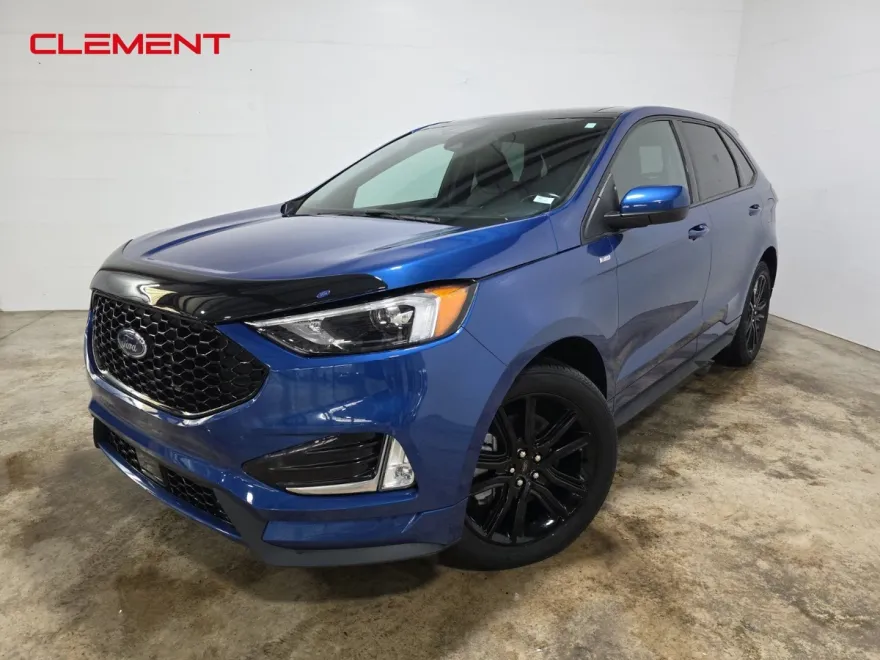 2022 Ford Edge ST photo 1