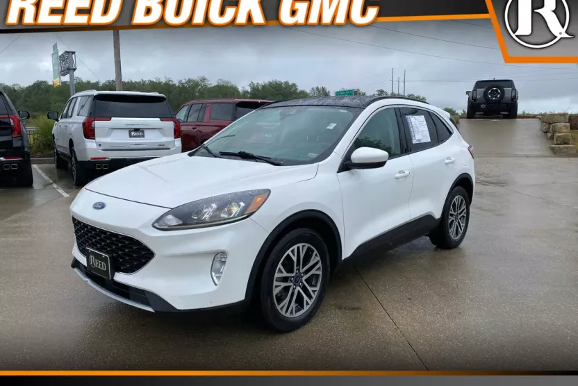 2020 Ford Escape SEL photo 1