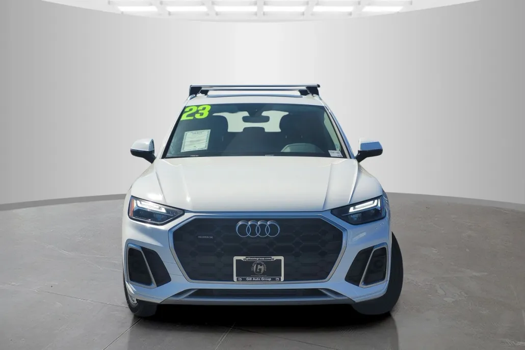 2023 Audi Q5 45 S line Premium Plus photo 1