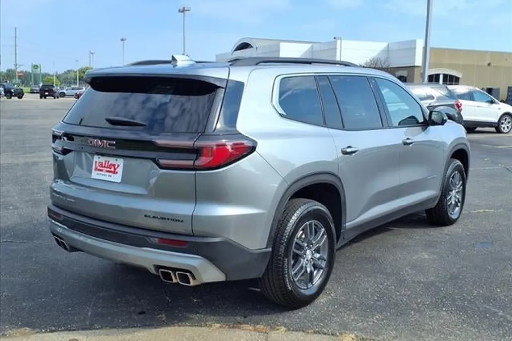 2025 Gmc Acadia Elevation photo 1