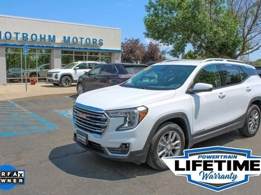 2024 Gmc Terrain SLT photo 1
