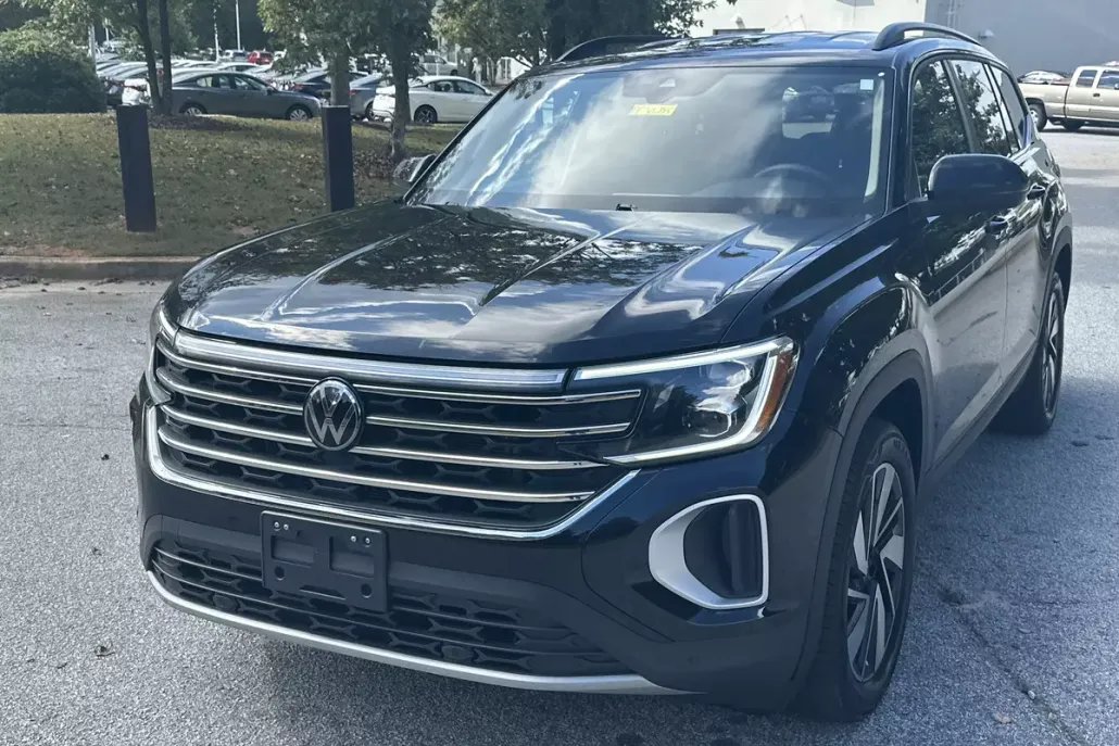 2024 Volkswagen Atlas SE Technology photo 1