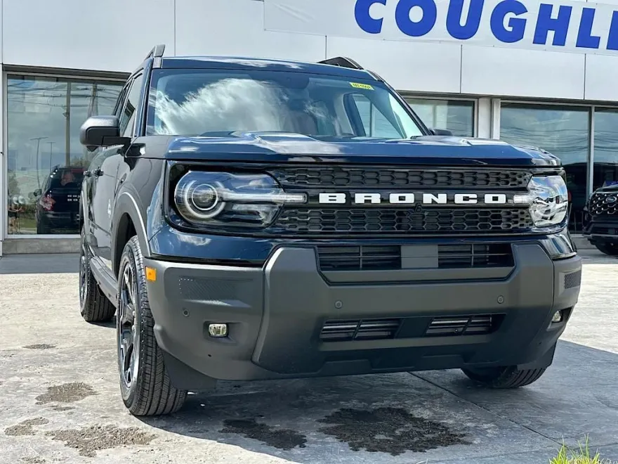 2025 Ford Bronco Sport Outer Banks photo 1