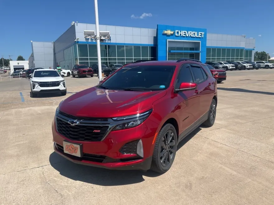 2023 Chevrolet Equinox RS photo 1