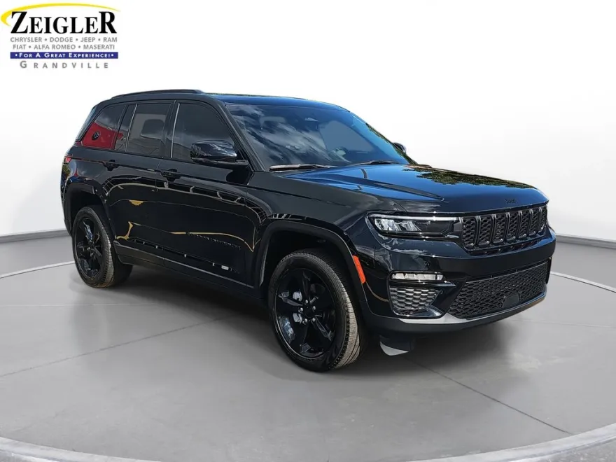 2023 Jeep Grand Cherokee Limited photo 1