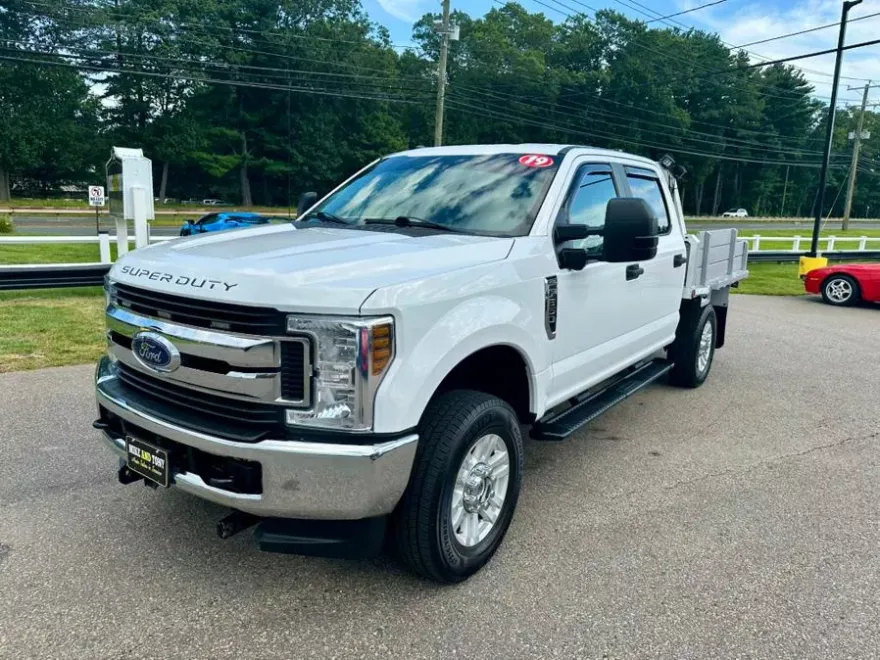 2019 Ford F-350 XL photo 1