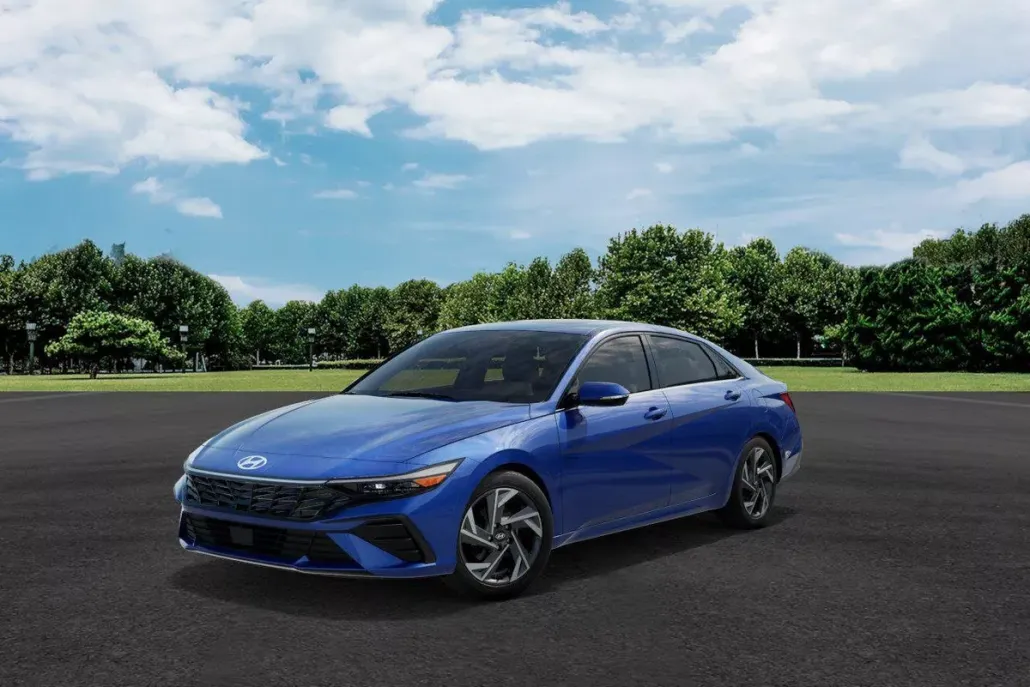 2025 Hyundai Elantra Limited photo 1