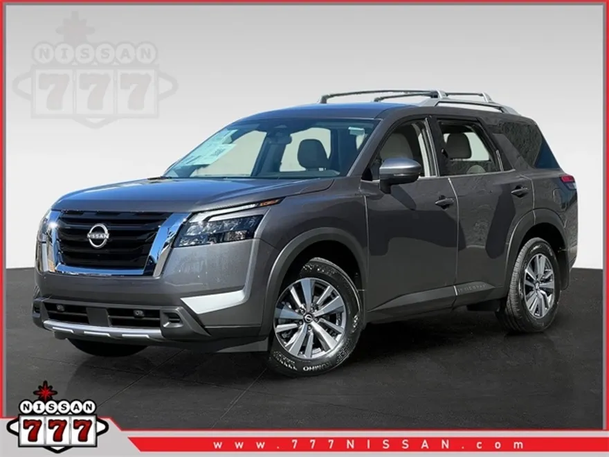 2025 Nissan Pathfinder SL photo 1
