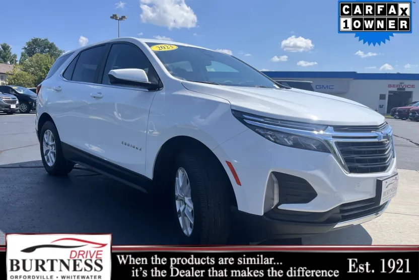 2023 Chevrolet Equinox LT photo 1