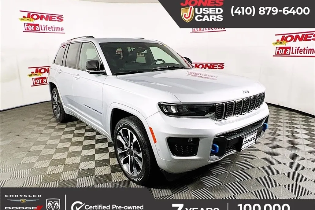 2023 Jeep Cherokee 4xe Overland photo 1