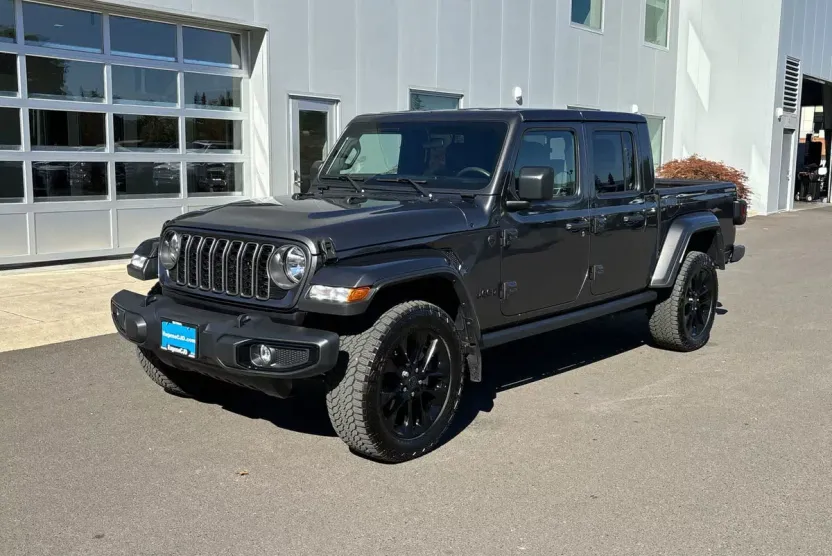 2024 Jeep Gladiator Sport photo 1