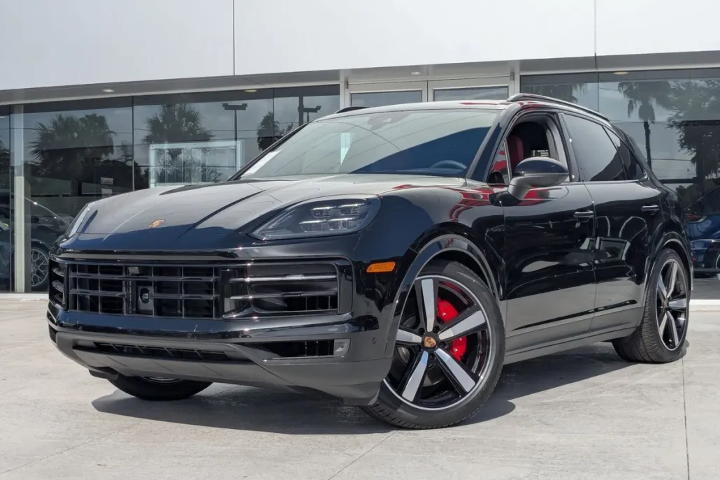 2025 Porsche Cayenne E-Hybrid S photo 1
