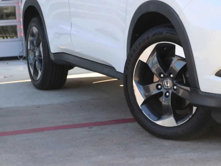 2018 Honda HR-V EX photo 1