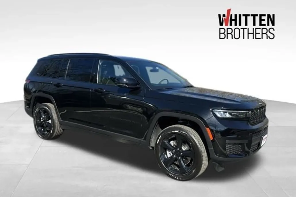 2025 Jeep Grand Cherokee Altitude photo 1