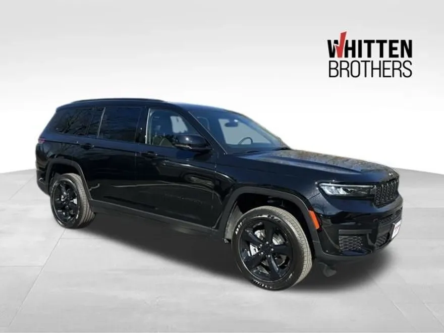 2025 Jeep Grand Cherokee Altitude photo 1