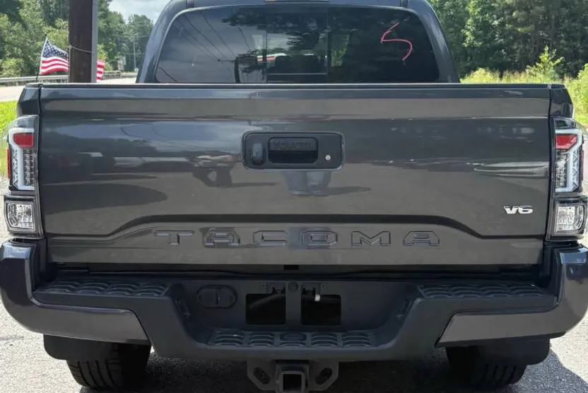 2020 Toyota Tacoma TRD Pro photo 1