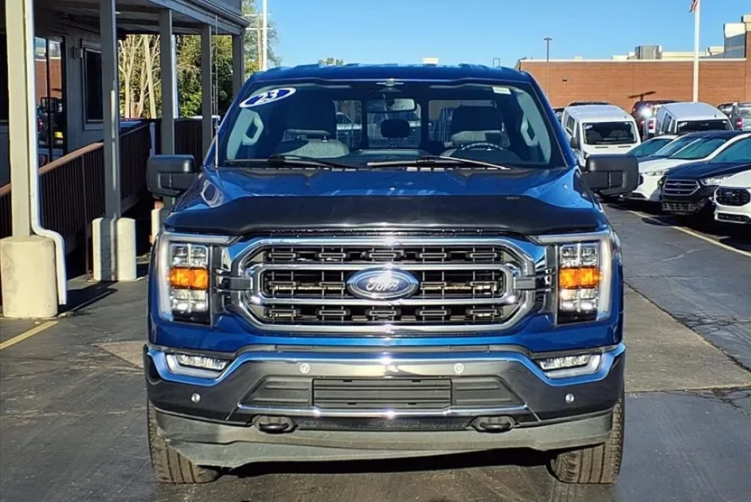 2023 Ford F-150 XLT photo 1