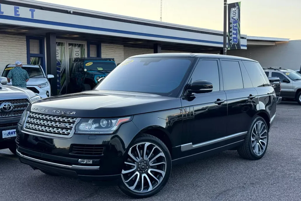 2016 Land Rover Range Rover SuperCharged photo 1