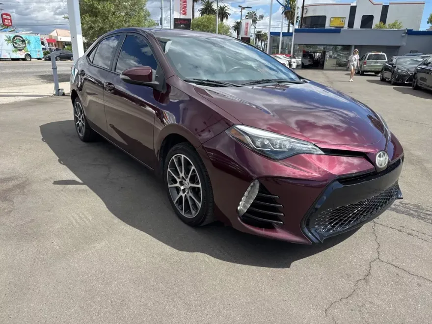 2017 Toyota Corolla Special Edition photo 1